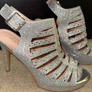 Delicacy Silver Rhinestone Cage Heels Platform Stiletto Sandals Size 8.5